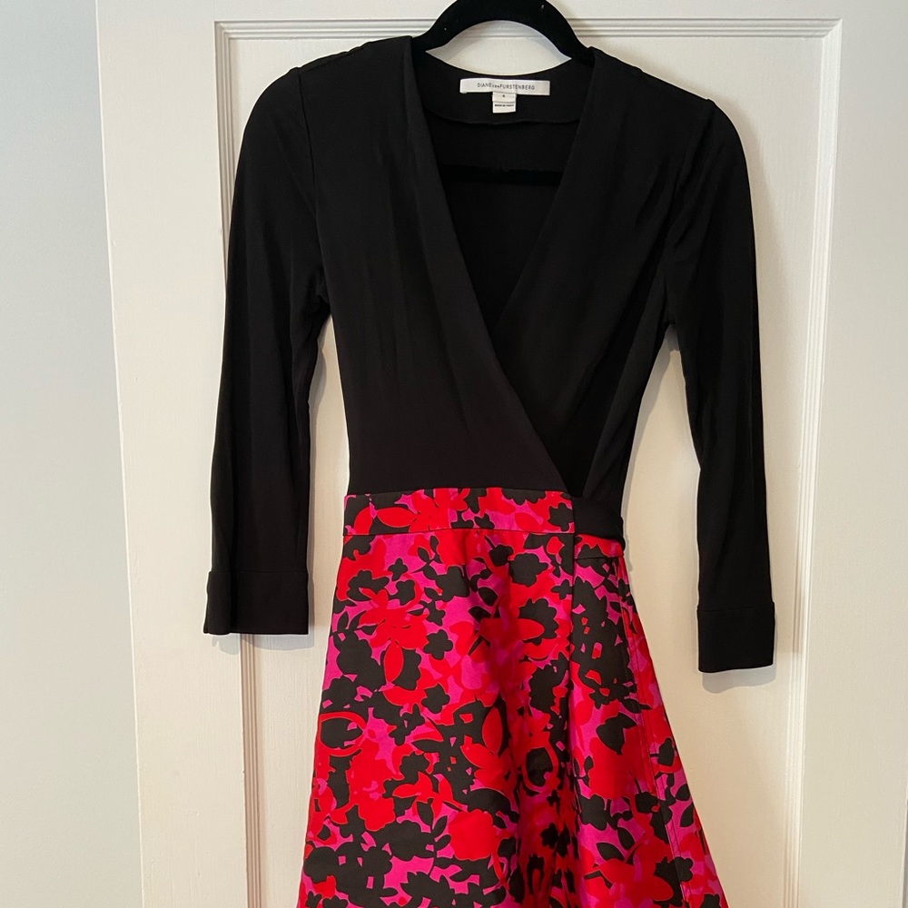 DVF wrap dress size 6